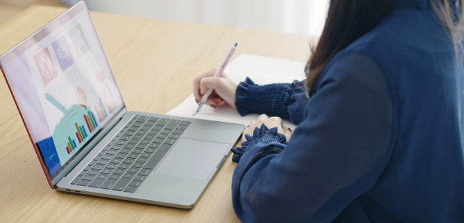 充実の専門教育・研修